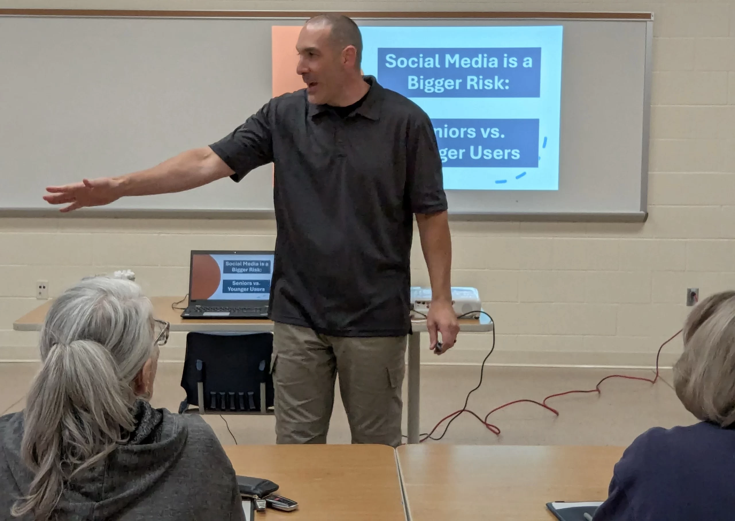 Russ Munisteri teaching a cybersecurity workshop